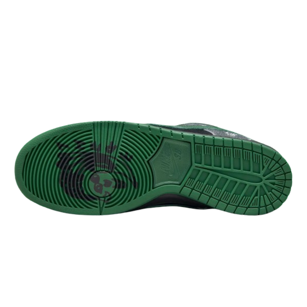 Nike SB Dunk Low There Skateboards