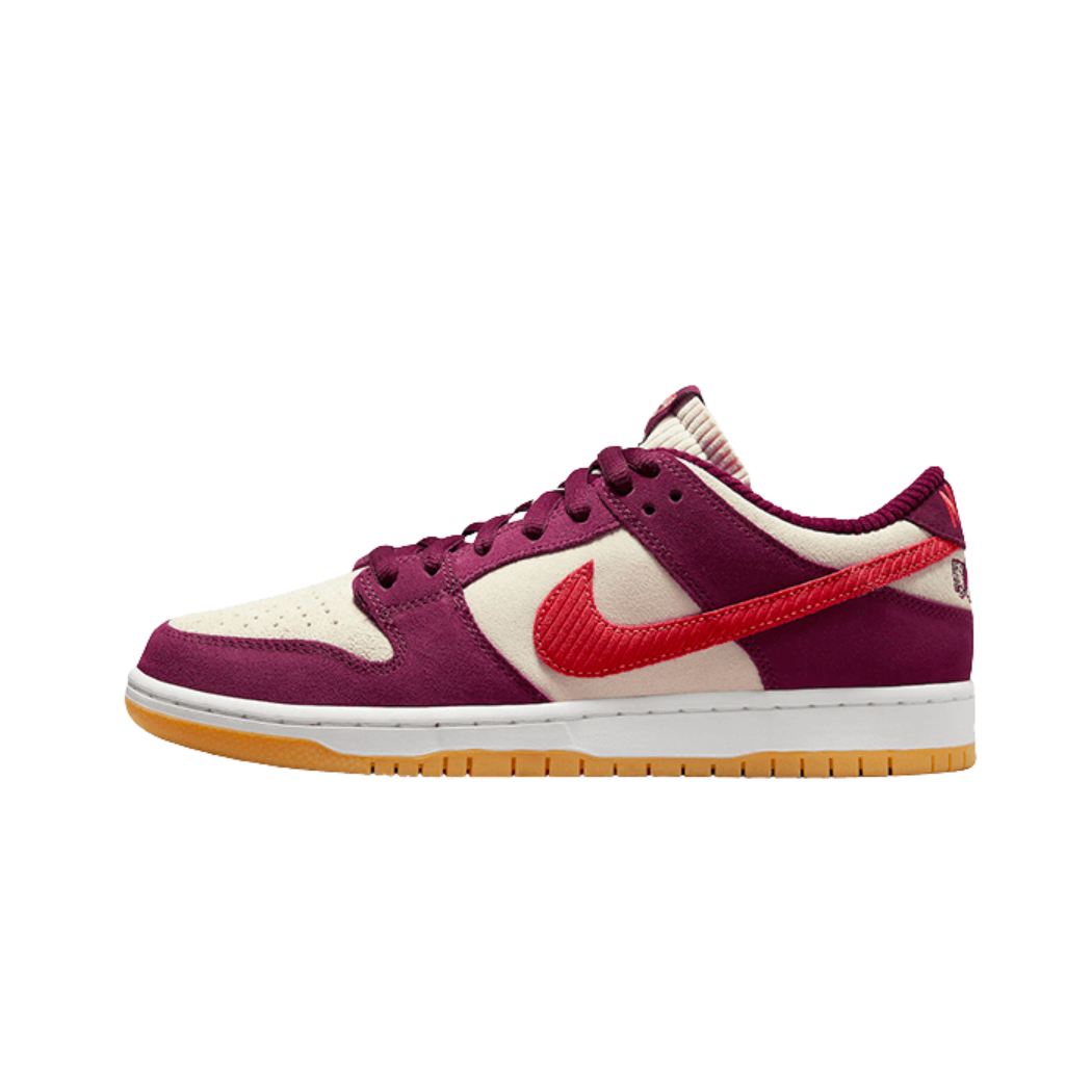 Nike SB Dunk Low Skate Like A Girl