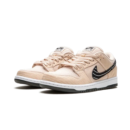 Nike SB Dunk Low x Albino & Preto Fossil