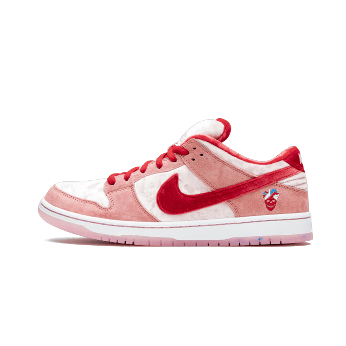 Nike SB Dunk Low StrangeLove Skateboards