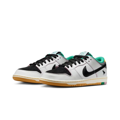 Nike SB Dunk Low CSEF